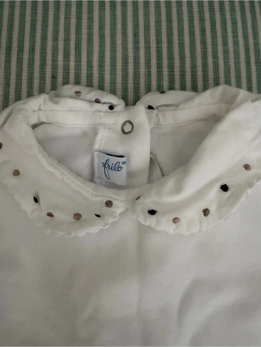 Frilo White Long-Sleeve Baby Bodysuit with Neutral Embroidered Collar